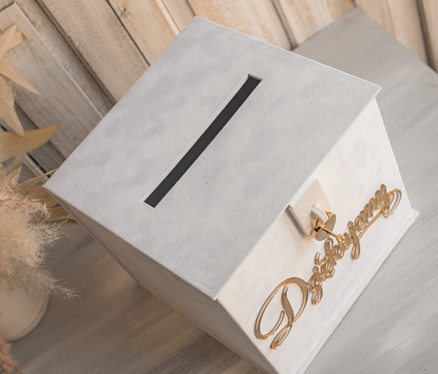 Księgi wpisów gości welurowe Szybka Wysyłka zestaw na wesele księga wpisów gości szkatułka na obrączki kopertówka, biały welurowy zestaw na wesele złote litery 26