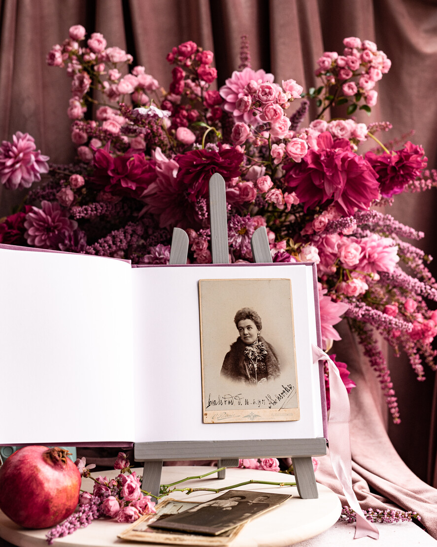 Księgi wpisów gości welurowe różowa księga wpisów gości ze złotymi napisami, elegancka pamiątkowa księga gości, księga na zdjęcia i życzenia od Gości weselnych, pamiatkowa ksiega gosci 12