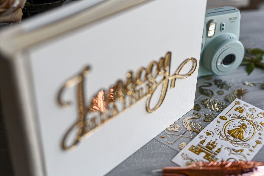 Księgi wpisów gości welurowe album ślubny do wpisów gości album na zdjecia polaroid biały drewniany8