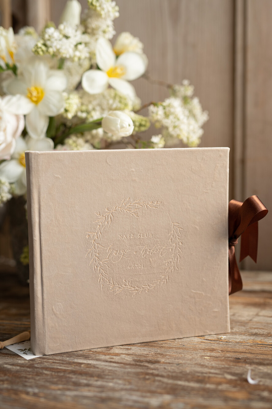 Księgi wpisów gości welurowe duży welurowy fotoalbum ślubny i ksiega gosci weselnych w jednym zdjęcia z instaxa i zyczenia   11