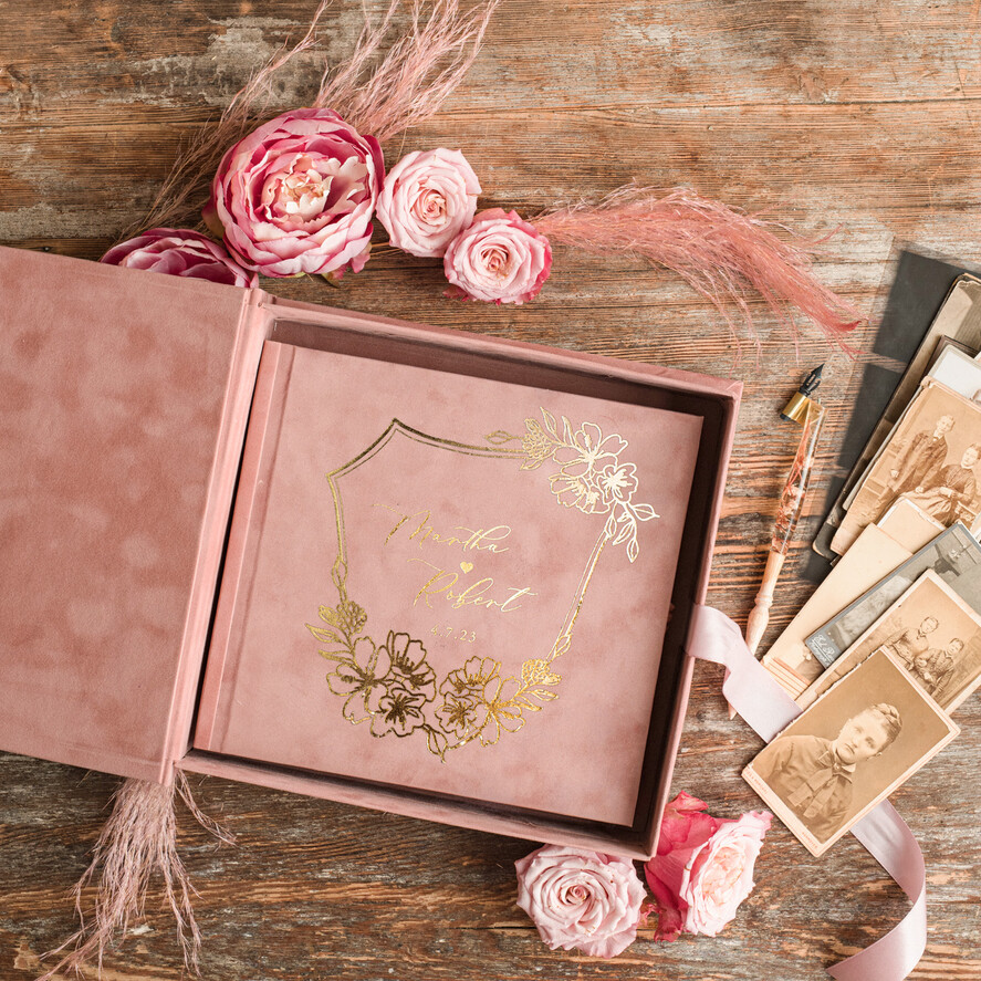 Księgi wpisów gości welurowe album na zdjęcia w welurowym pudełku ślubne i wpisy gości weselnych, na zdjęcia z fotobudki i instaxa3