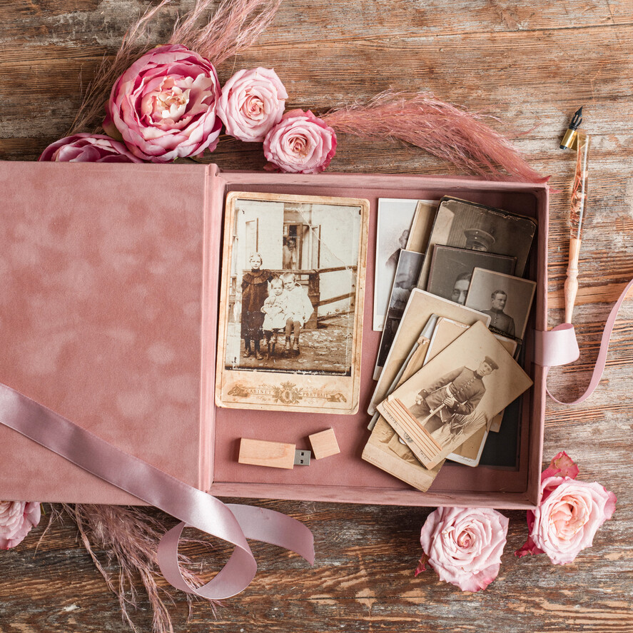 Księgi wpisów gości welurowe komplet księga i pudełko, album ślubny personalizowany i księga gości weselnych w jednym, na zdjęcia z fotobudki i zyczenia8