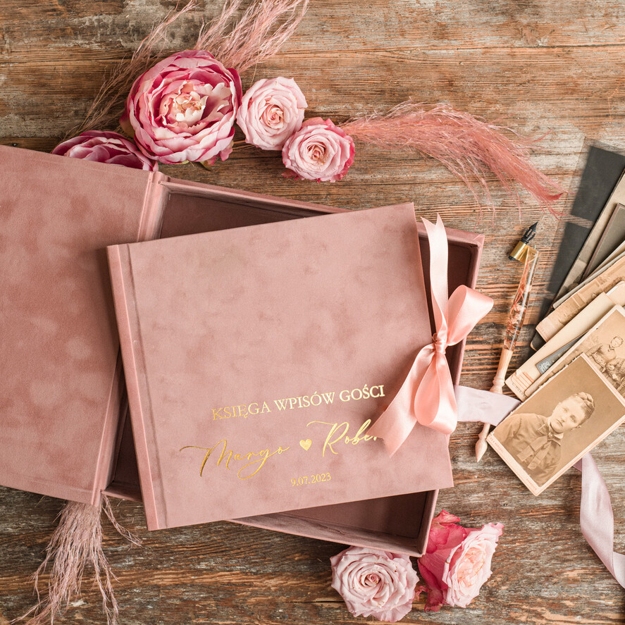 Księgi wpisów gości welurowe komplet księga i pudełko, album ślubny personalizowany i księga gości weselnych w jednym, na zdjęcia z fotobudki i zyczenia1