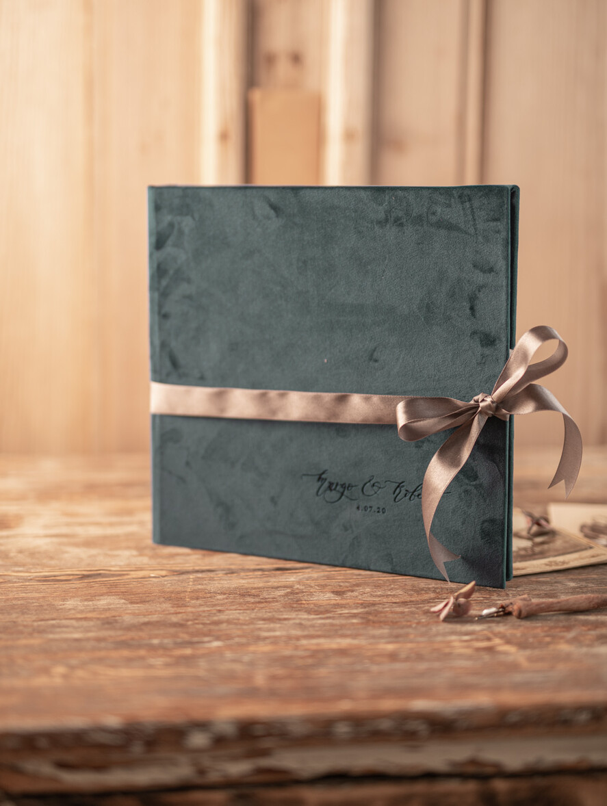 Księgi wpisów gości welurowe duża księga gości weselnych na życzenia, welurowa księga wpisów gości, ksiega wpisow gosci 30x30 cm10