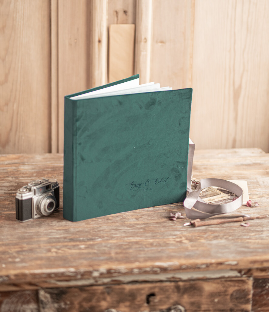 Księgi wpisów gości welurowe duża księga gości weselnych na życzenia, welurowa księga wpisów gości, ksiega wpisow gosci 30x30 cm13