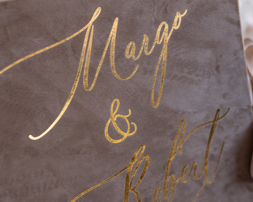 Księgi wpisów gości welurowe ksiega gosci na zdjecia, ręcznie szyta księga wpisów gości, welurowa okładka złote napisy 2