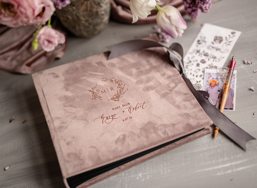 Księgi wpisów gości welurowe mała welurowa księga gości weselnych z ankietami lub waszymi wydrukami na ploaroidy i fotki z fotobudki   13