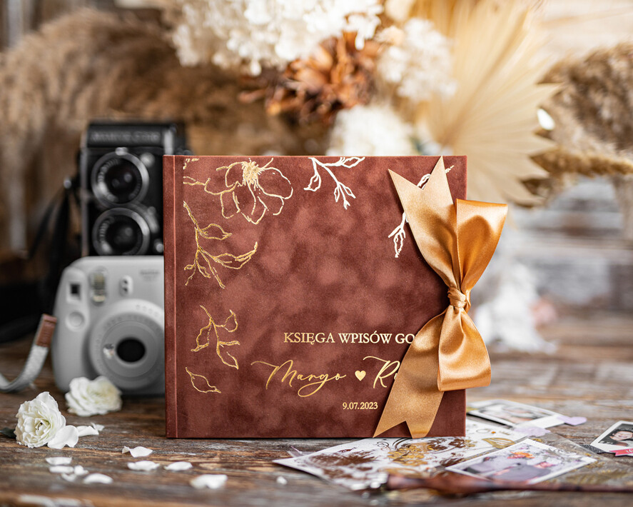 Księgi wpisów gości welurowe elegancka welurowa księga gości, ekskluzywna pamiątkowa księga wpisów gości,  złota księga ze złotymi napisami 1