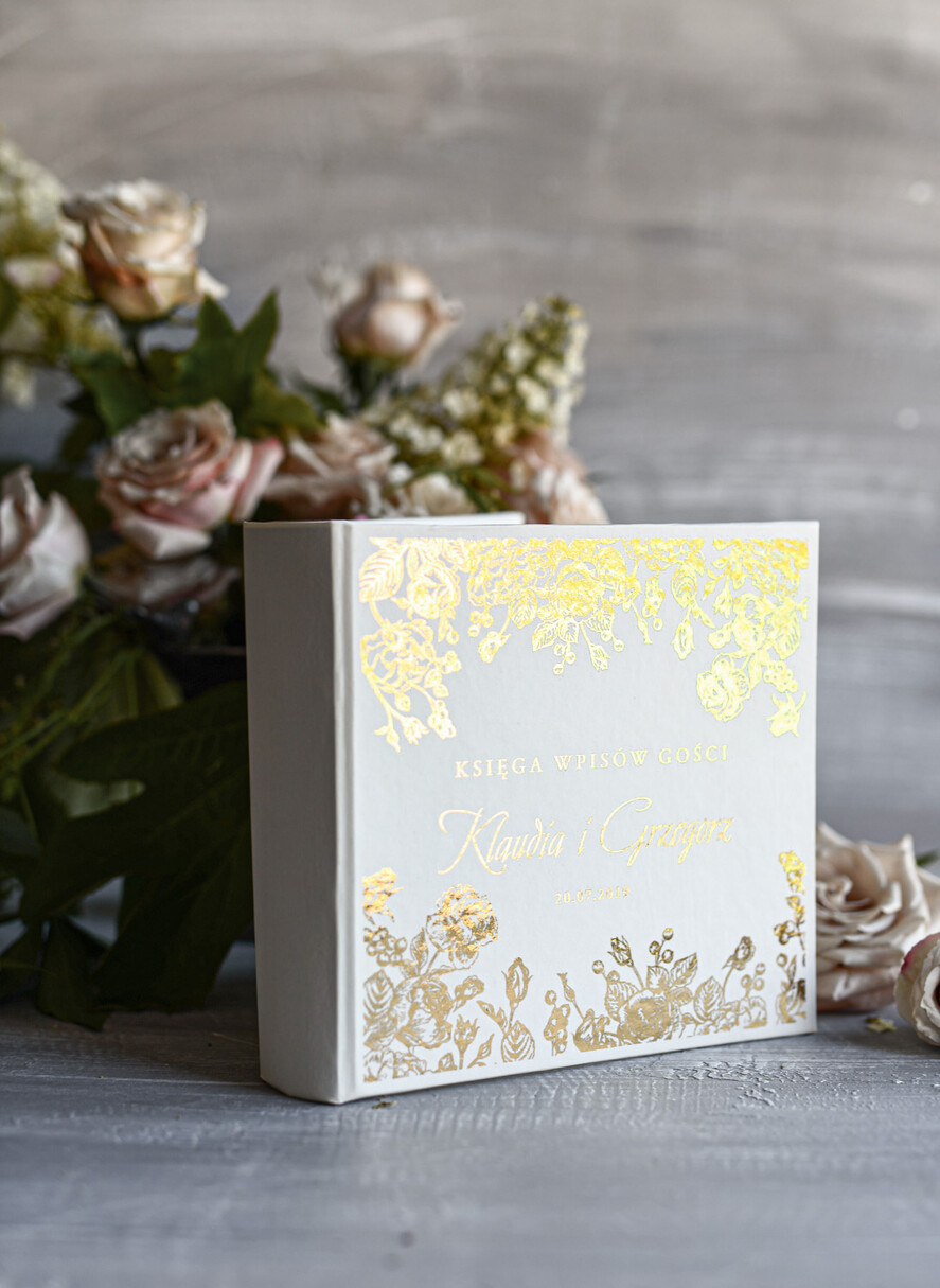 Księgi wpisów gości welurowe album na zdjęcia ślubne i wpisy gości weselnych, na ploaroidy i fotki z fotobudki2