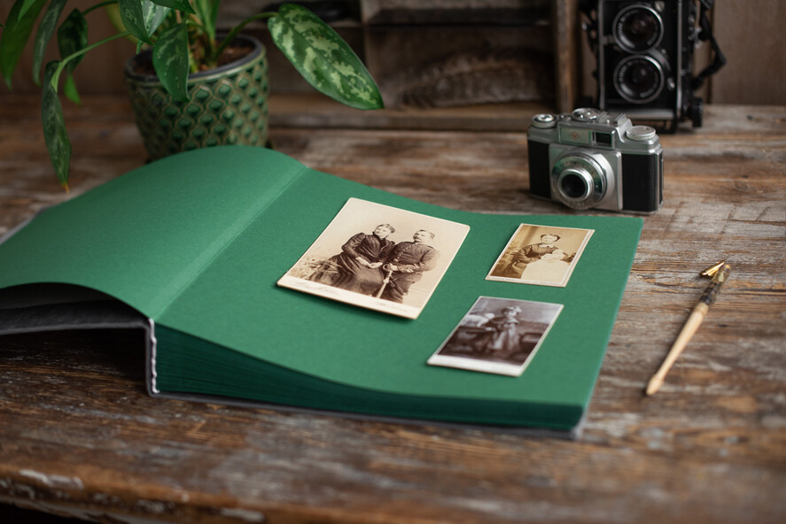 Księgi wpisów gości welurowe duża welurowa ksiega gosci weselnych na zdjęcia z fotobudki i polaroidy wybierz kolor kartek5