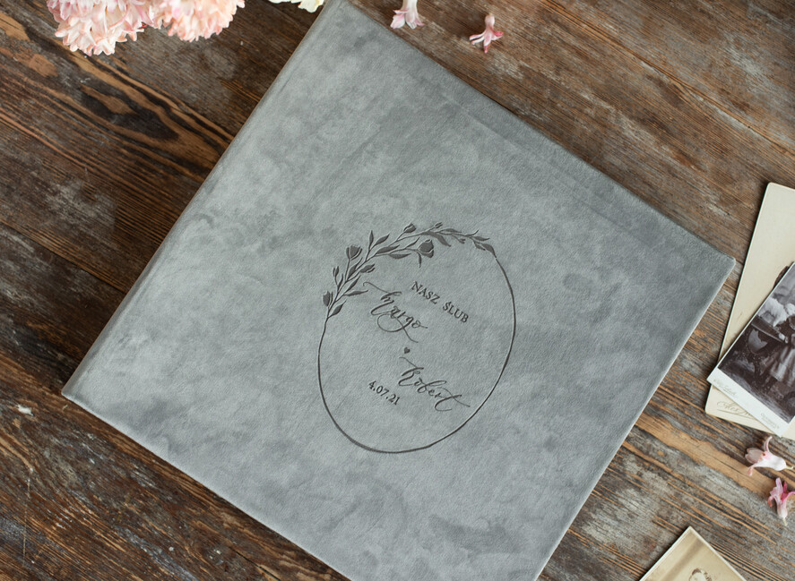 Księgi wpisów gości welurowe duża welurowa księga do wpisywania życzeń przez gości weselnych na zdjęcia z fotobudki i polaroidy   2