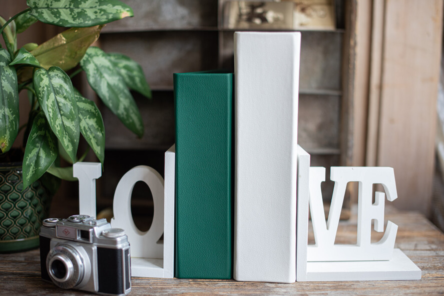 Księgi wpisów gości welurowe ksiega wpisów gości, szyte kartki kolor do wyboru, zielona księga gości, pamiątkowa księga wpisów gości ze skóry 11