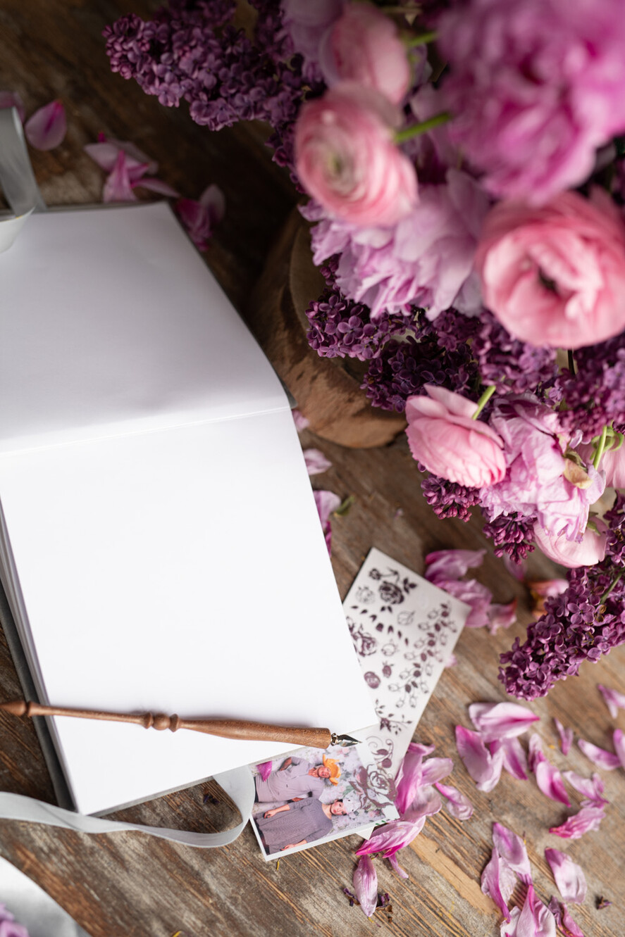 Księgi wpisów gości welurowe średnia welurowa księga gości weselnych z ankietami lub waszymi wydrukami ręcznie szyte kartki   12