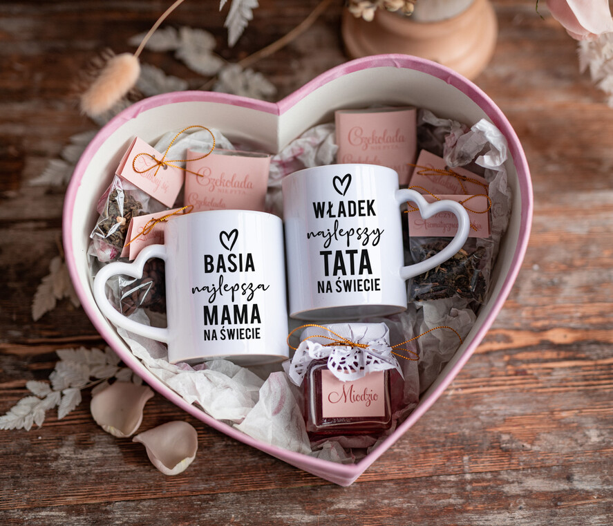 Prezenty, Podziękowania dla Rodziców Pudełka welurowe  prezenty dla rodziców na wesele kubki z nadrukiem pomysł na prezent od Młodej Pary dla Rodziców 4