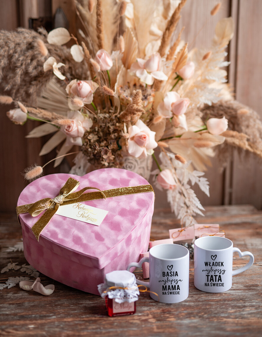 Prezenty, Podziękowania dla Rodziców Pudełka welurowe  prezenty dla rodziców na wesele kubki z nadrukiem pomysł na prezent od Młodej Pary dla Rodziców 5