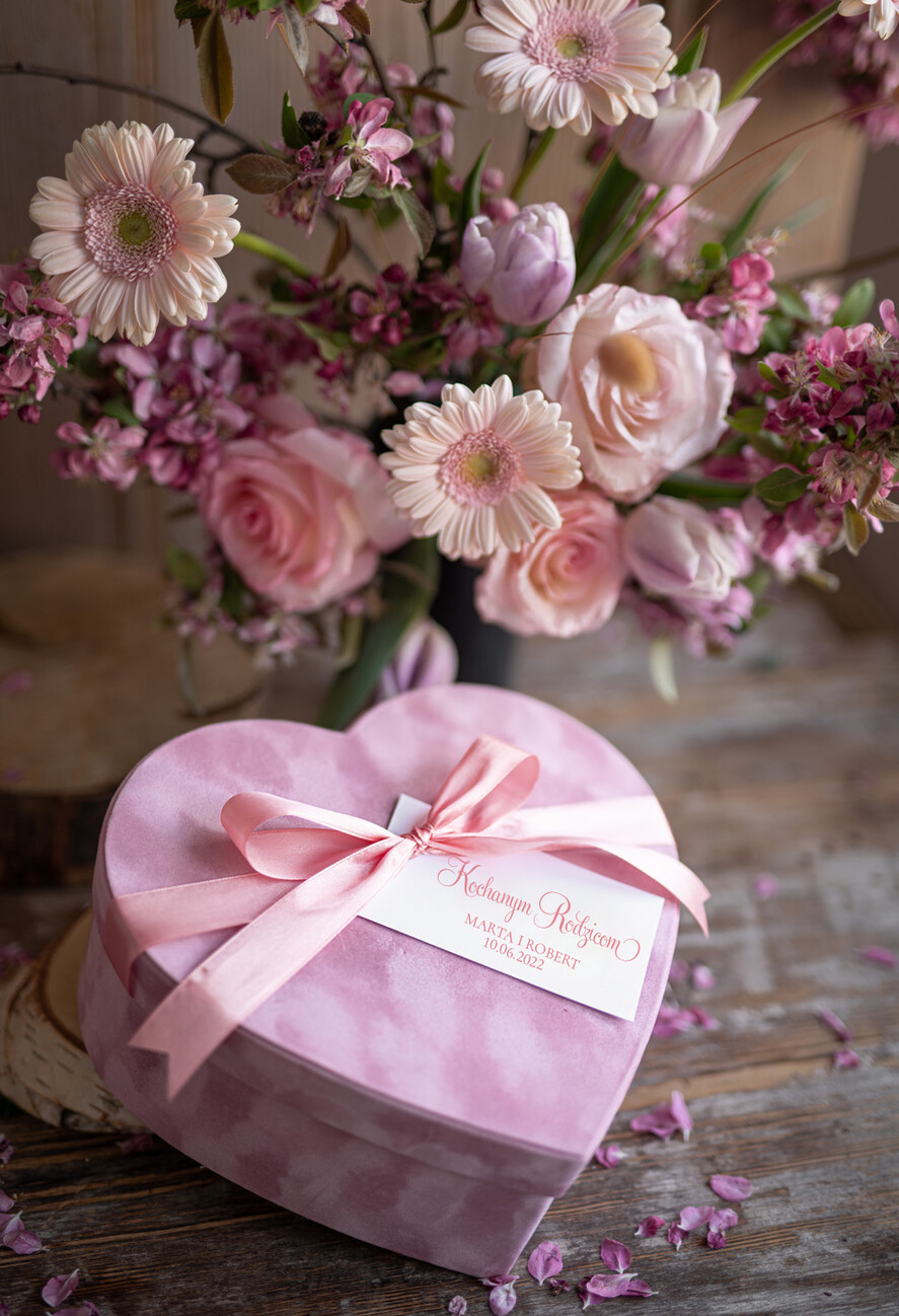 Prezenty, Podziękowania dla Rodziców Pudełka welurowe  podziękowania dla rodziców prezent welurowe serduszko ze słodkościami 3