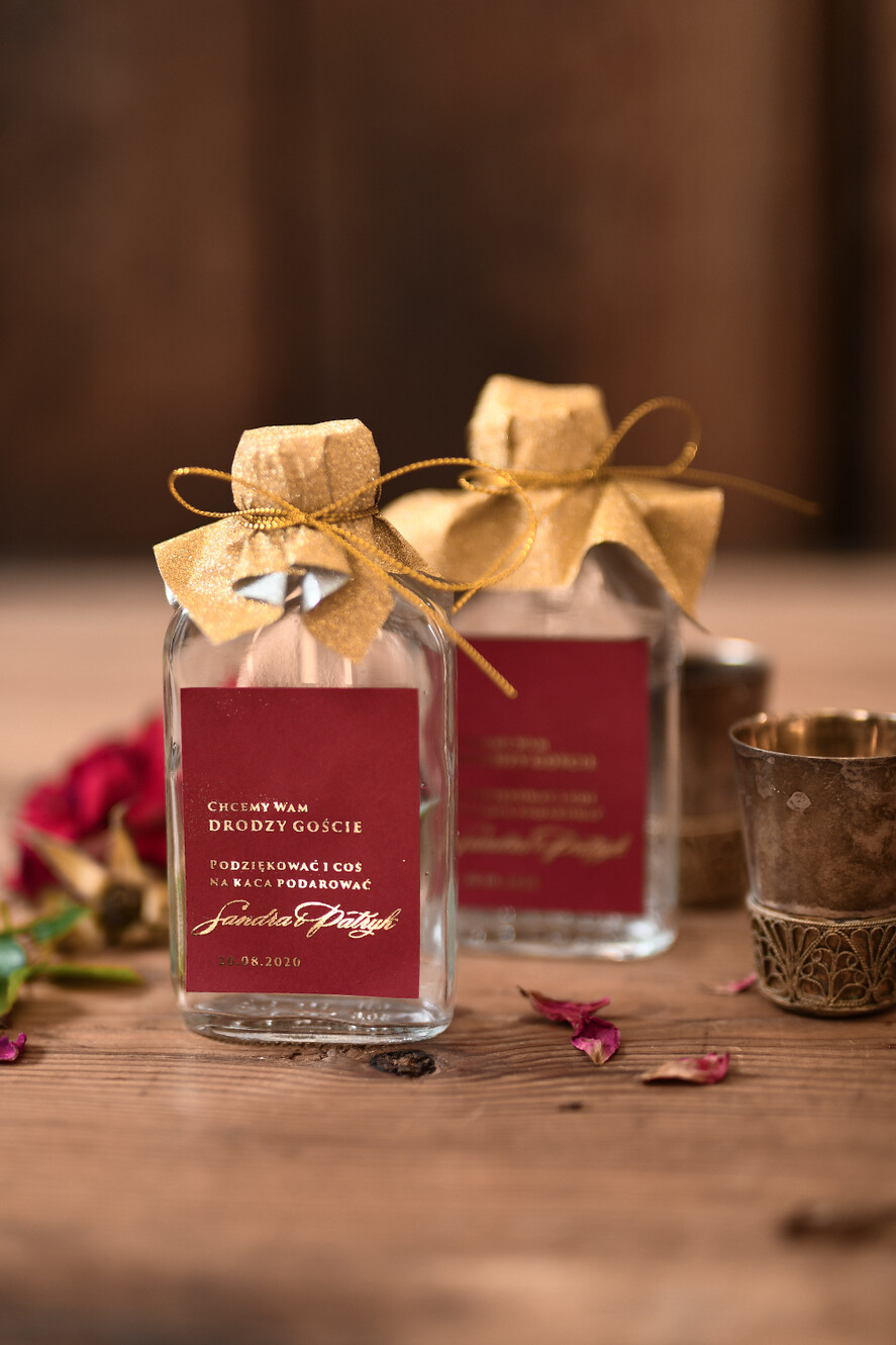 Podziękowania dla Gości Weselnych Butelki upominki dla gości weselnych, piersiówki z personalizacją0