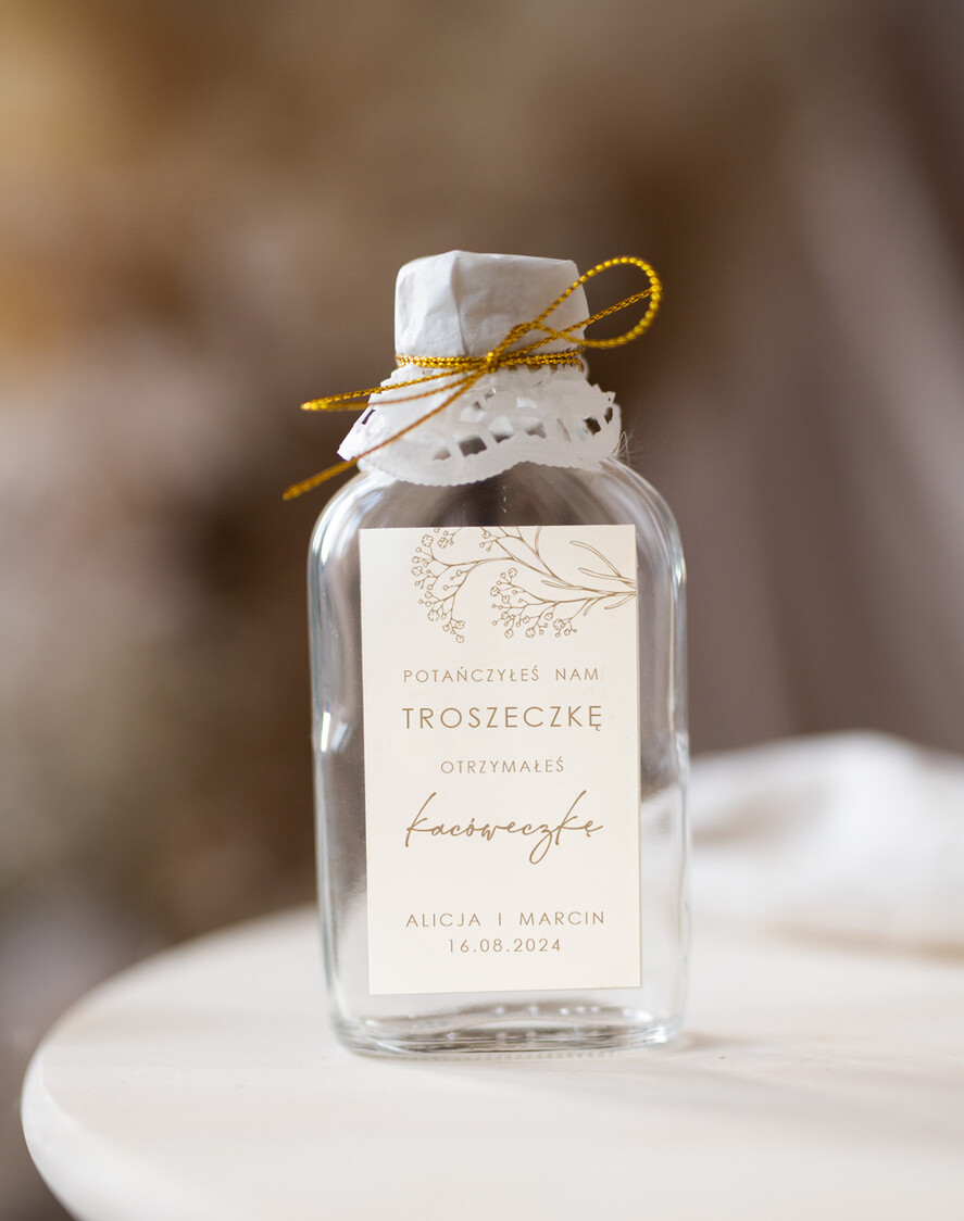 Podziękowania dla Gości Weselnych Butelki prezent dla gości weselnych, buteleczki 100 ml prezent dla gości, pomysł na prezenty dla gosci weselnych, buteleczki na własny trunek1
