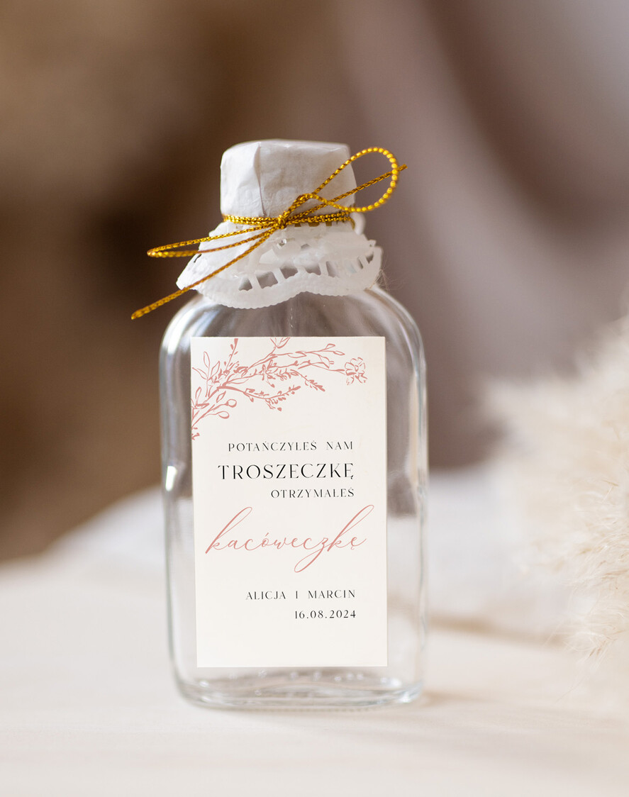 Podziękowania dla Gości Weselnych Butelki prezenty podziękowania za przybycie dla gości, kacóweczki na własny trunek, butelki 100 ml dla gości na weselu, podziękowania dla gości butelki na alkohol0