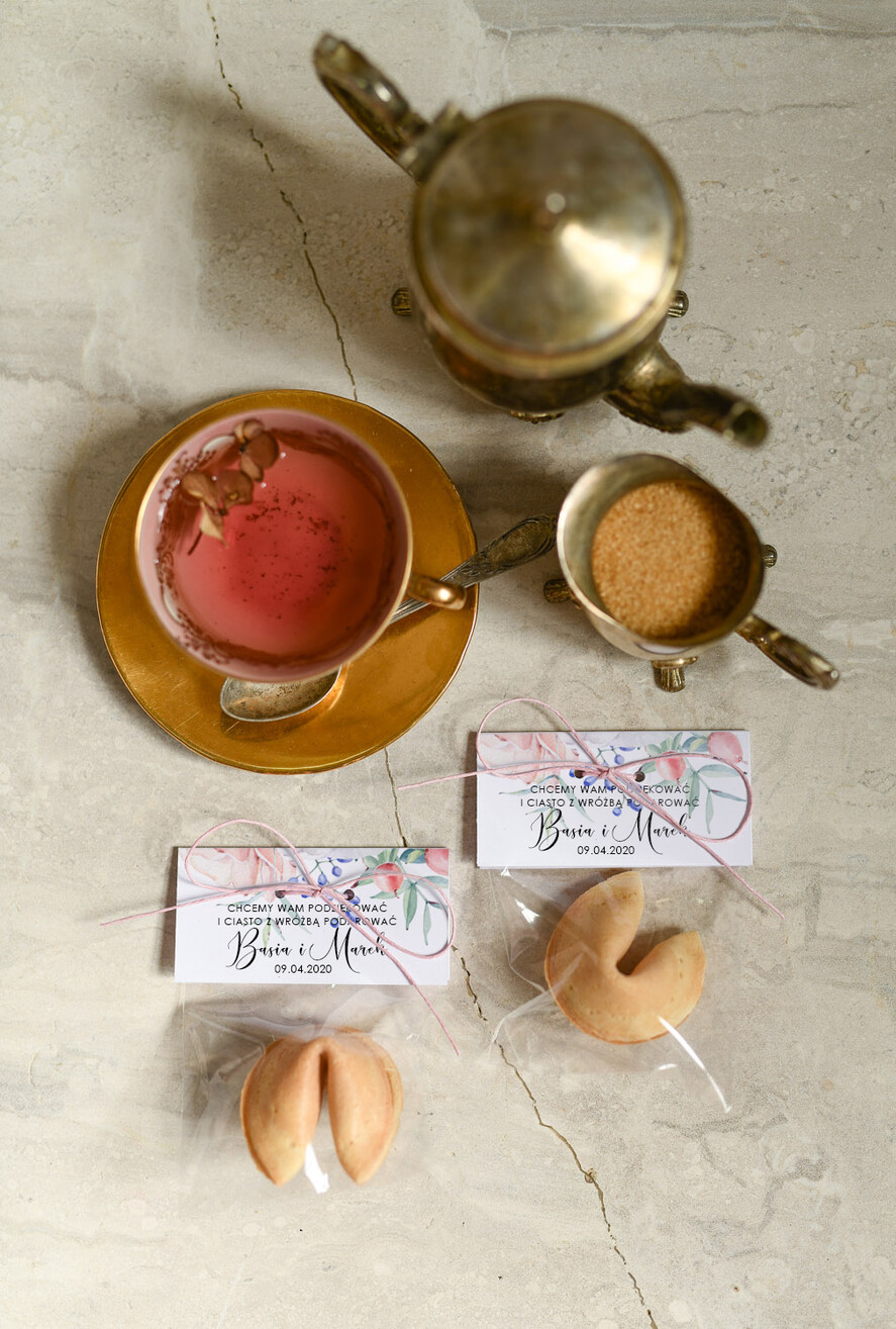 Podziękowania dla Gości Weselnych Ciasteczka z wróżbą prezenciki dla gości weselnych, ciasteczka z wrozba i dedykacja0