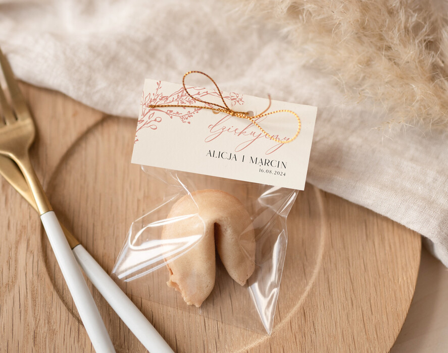 Podziękowania dla Gości Weselnych Ciasteczka z wróżbą podziękowania dla gości ciasteczka z wróżbą, ciekawe pomysły na prezenty dla gości, ciasteczka z wróżbą dla gości weselnych 0