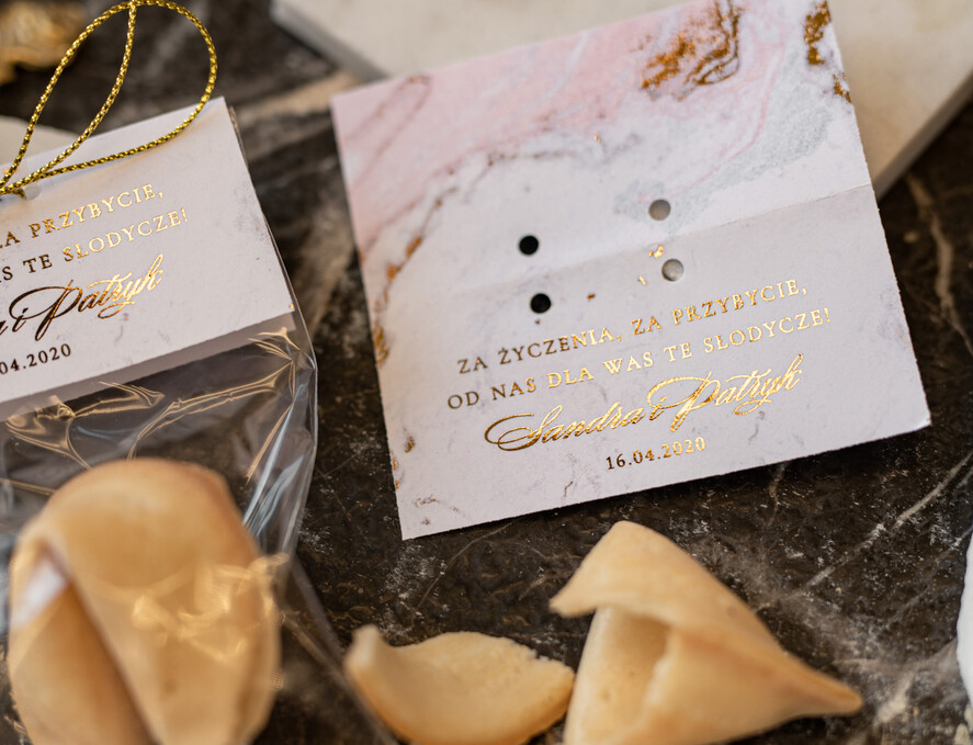 Podziękowania dla Gości Weselnych Ciasteczka z wróżbą podziękowania podarunki dla gości weselnych, ciastko z wróżbą3