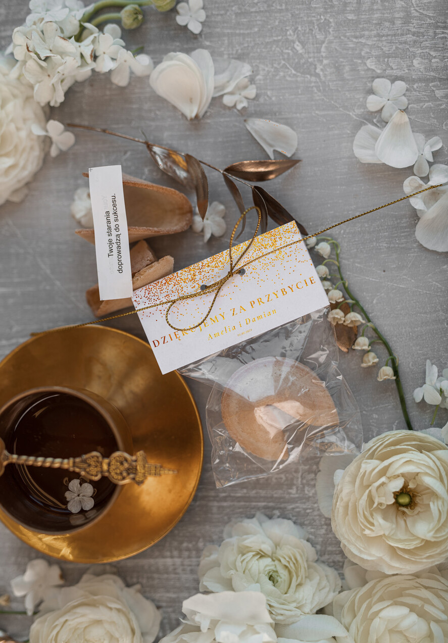 Podziękowania dla Gości Weselnych Ciasteczka z wróżbą oryginalne prezenty dla gości weselnych, ciastko z wrozba i dedykacja0