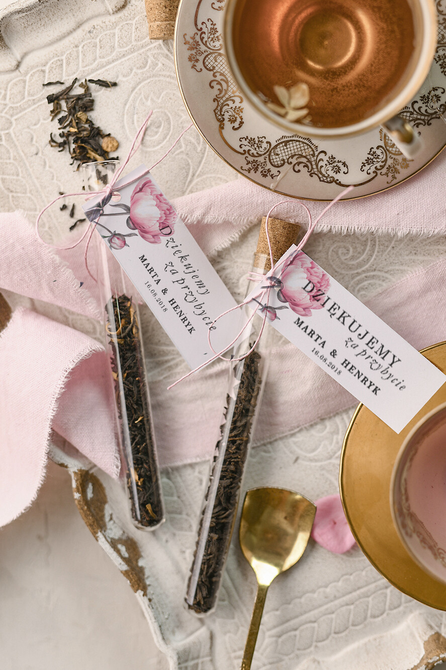 Podziękowania dla Gości Weselnych Fiolki upominki ślubne od pary młodej dla gości weselnych w postaci herbaty zapewnią miłe chwilę   1