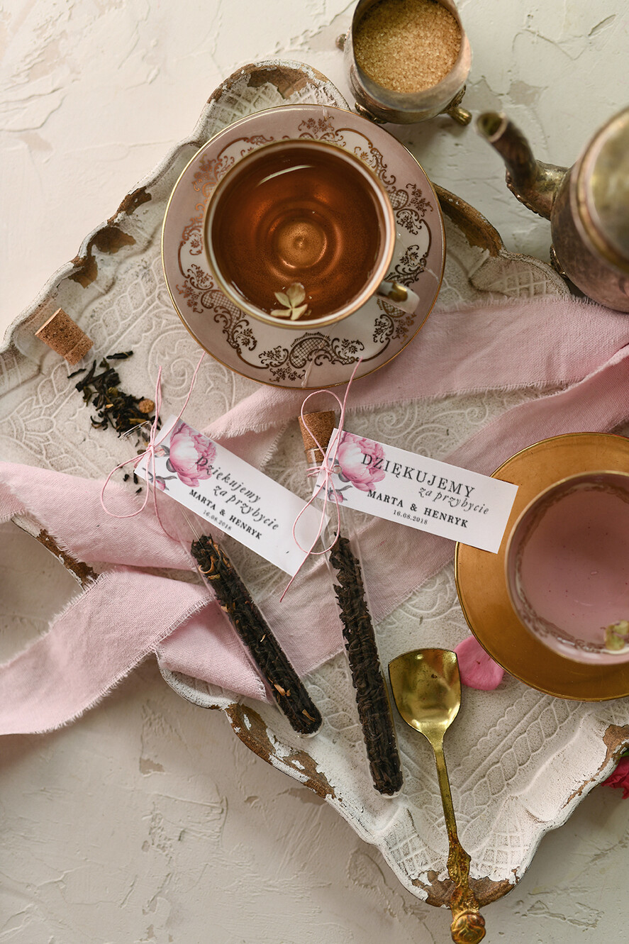 Podziękowania dla Gości Weselnych Fiolki upominki ślubne od pary młodej dla gości weselnych w postaci herbaty zapewnią miłe chwilę   0