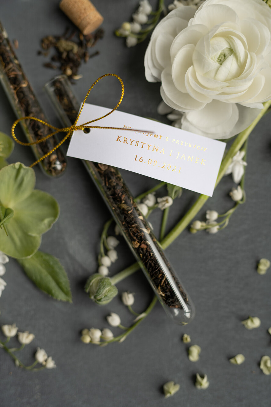 Podziękowania dla Gości Weselnych Fiolki podziękowania dla gości weselnych za przybycie  fiolki na herbatkę lub kawę    1