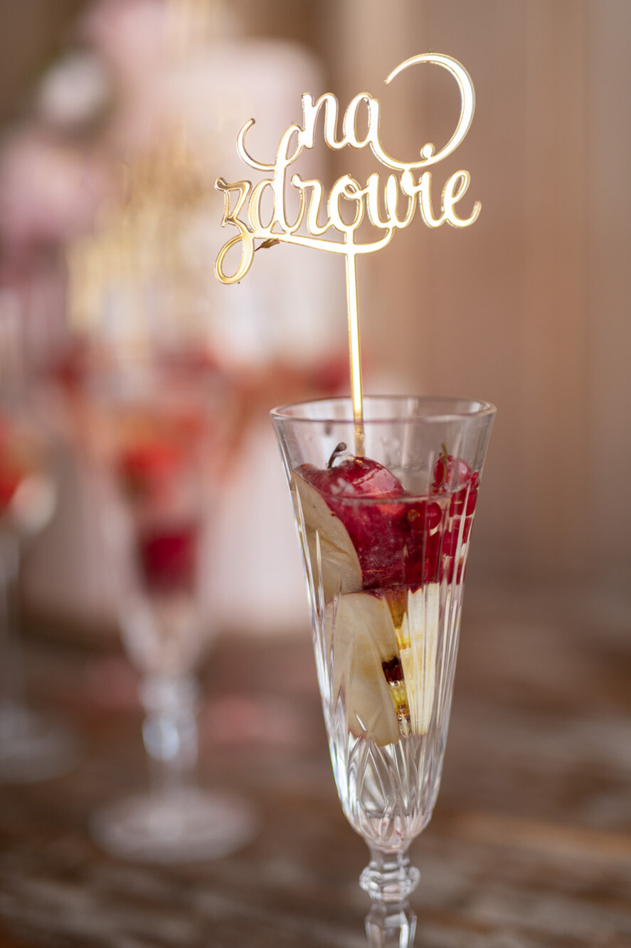 Figurki na tort / cake topper statuetki do drinków napisy na tort ślubny   0