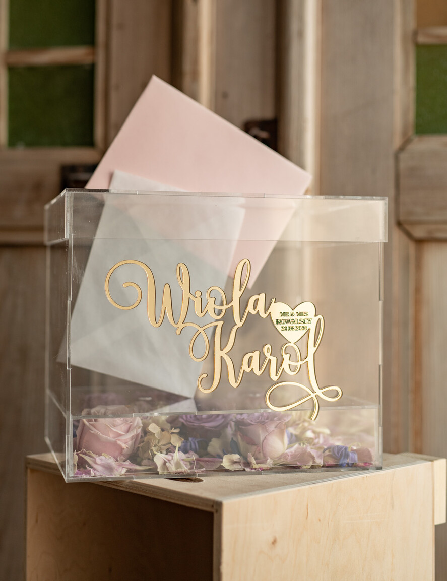 Pudełko na koperty  glamour Nowoczesna wyjątkowa kopertówka z przezroczystej plexi wesele glamour złote litery15