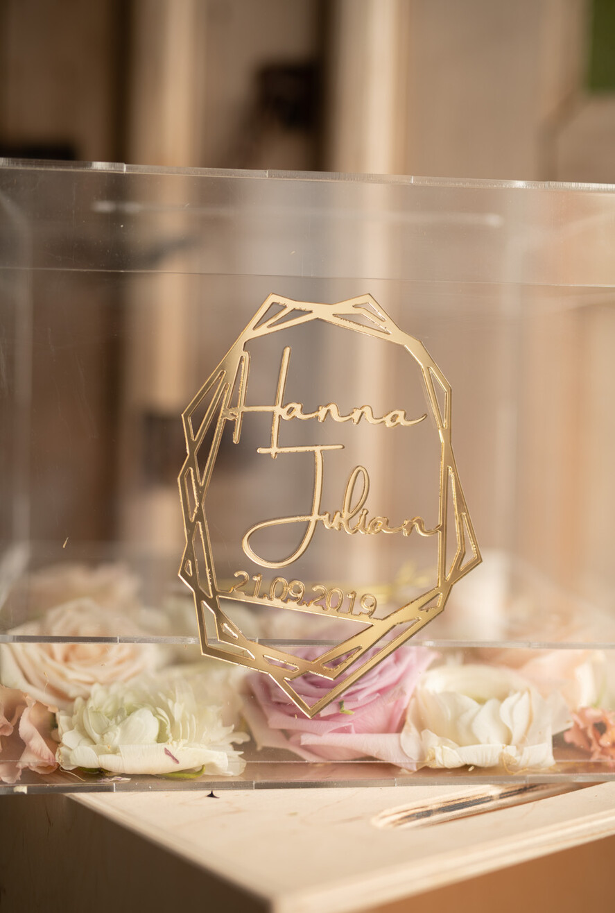 Pudełko na koperty  glamour przezroczysta skrzynka na koperty ślubne pudełko na kartki z życzeniami złote litery wasze imiona10