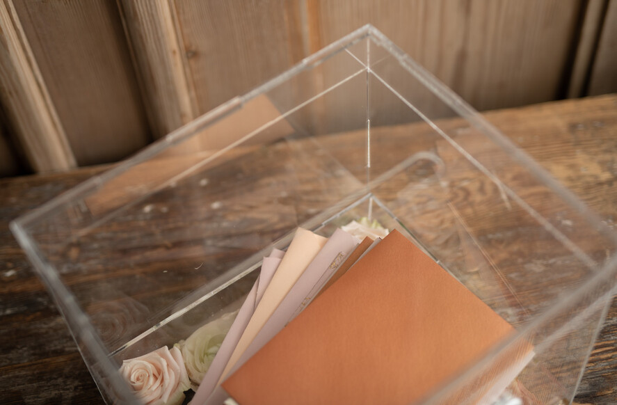Pudełko na koperty  glamour przezroczysta skrzynka na koperty ślubne pudełko na kartki z życzeniami złote litery wasze imiona9
