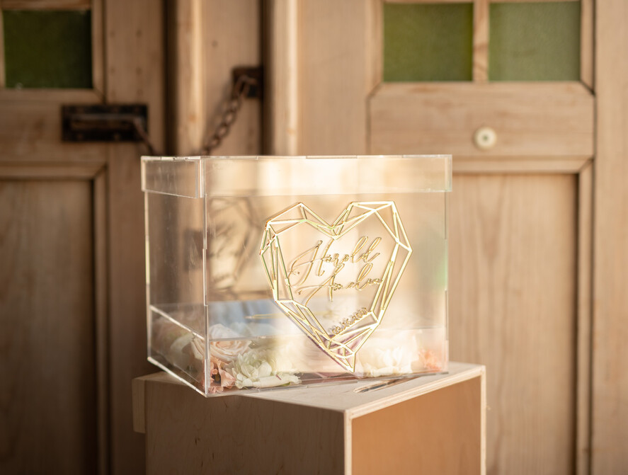 Pudełko na koperty  glamour przezroczysta ślubna skrzynka pudełko na koperty weselne geometryczne złote serce wasze imiona29