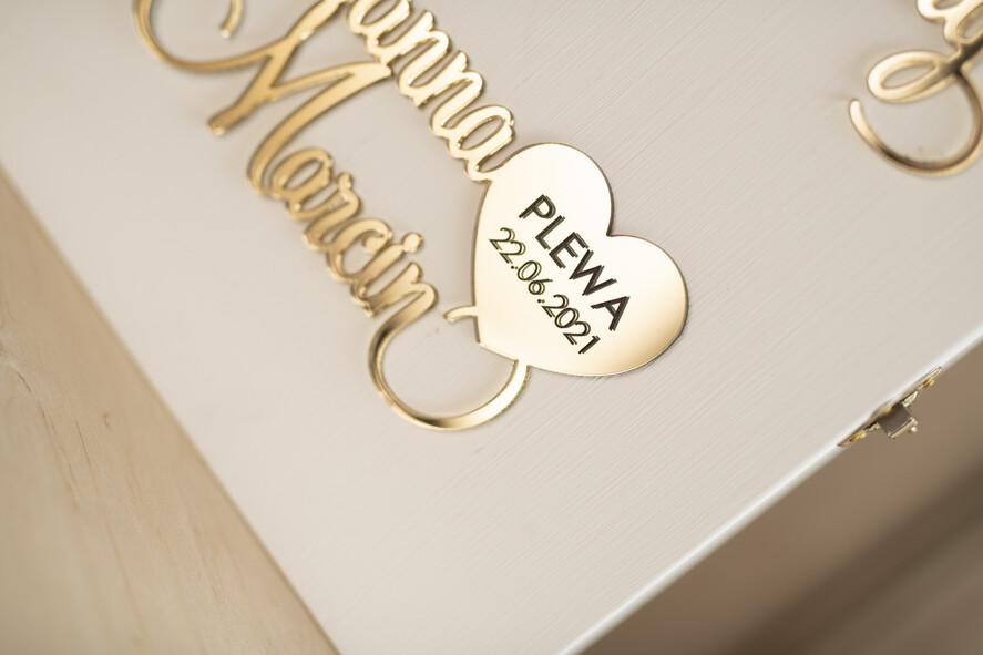 Pudełko na koperty  glamour ślubne białe pudelko na koperty ślubne skrzynka na kartki  w stylu glamur  wasze imiona4