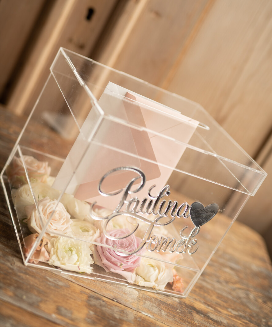 Pudełko na koperty  glamour przezroczysta kopertówka skrzynka na koperty weselne pudełko na kartki ślubne srebrne napisy wasze imiona6