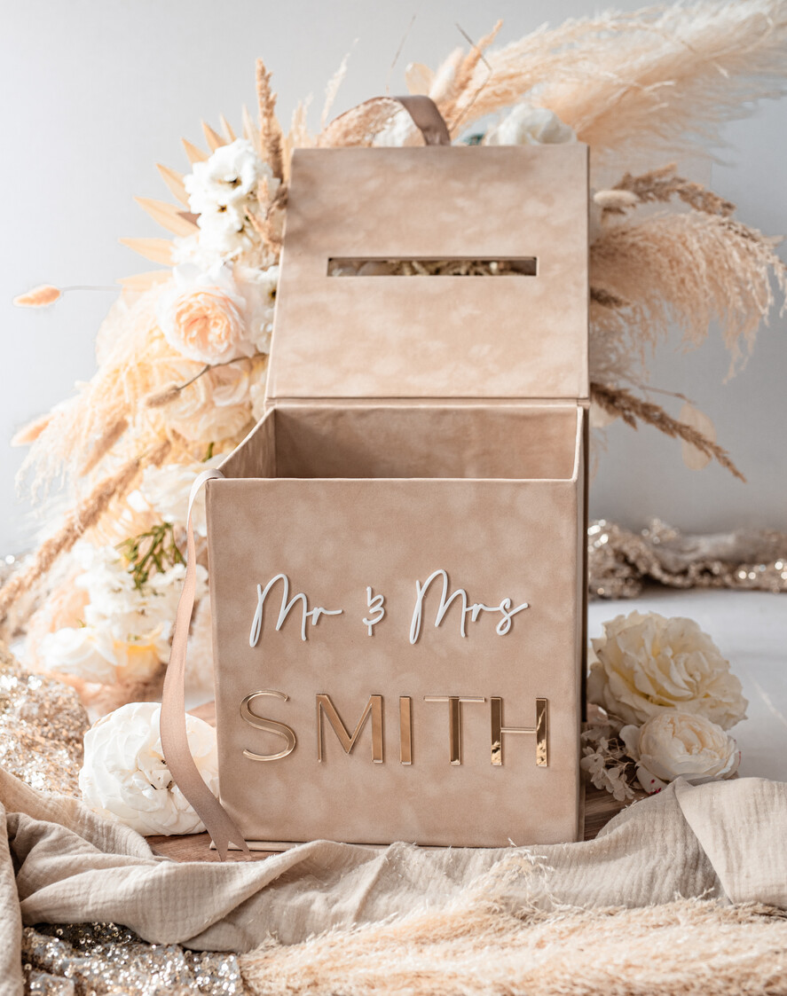 Pudełko na koperty  glamour elegancka welurowe pudełko na koperty ze złotymi napisami, beżowy cieniowany welur, pudełko na koperty7