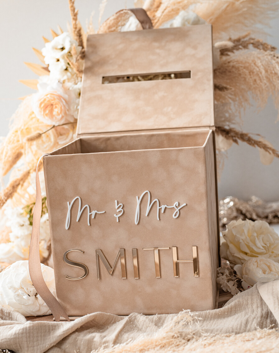 Pudełko na koperty  glamour elegancka welurowe pudełko na koperty ze złotymi napisami, beżowy cieniowany welur, pudełko na koperty8