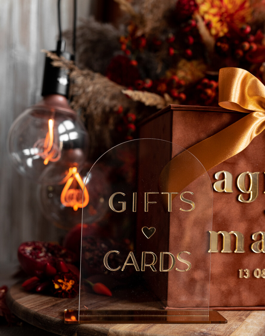 Pudełko na koperty  glamour Welurowa brązowo złota kopertówka ze złotymi napisami, brązowy cieniowany welur, pudełko na koperty, pomysł na pudełko na pieniądze podczas wesela15