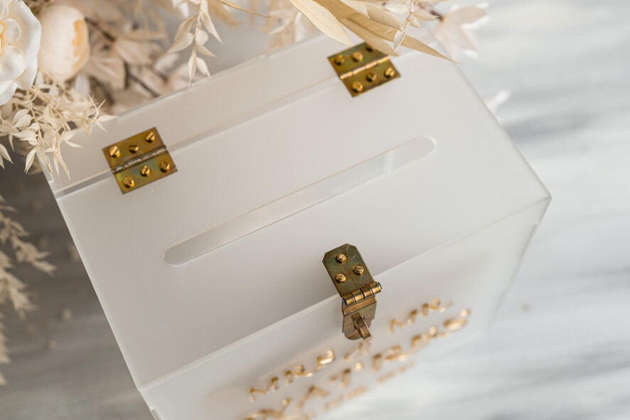 Pudełko na koperty  glamour satynowa kopertówka ze złotymi napisami, kopertówka z tabliczką, pudełko na koperty na weselu, kopertówka glamour, pudełko na kopety glamour8