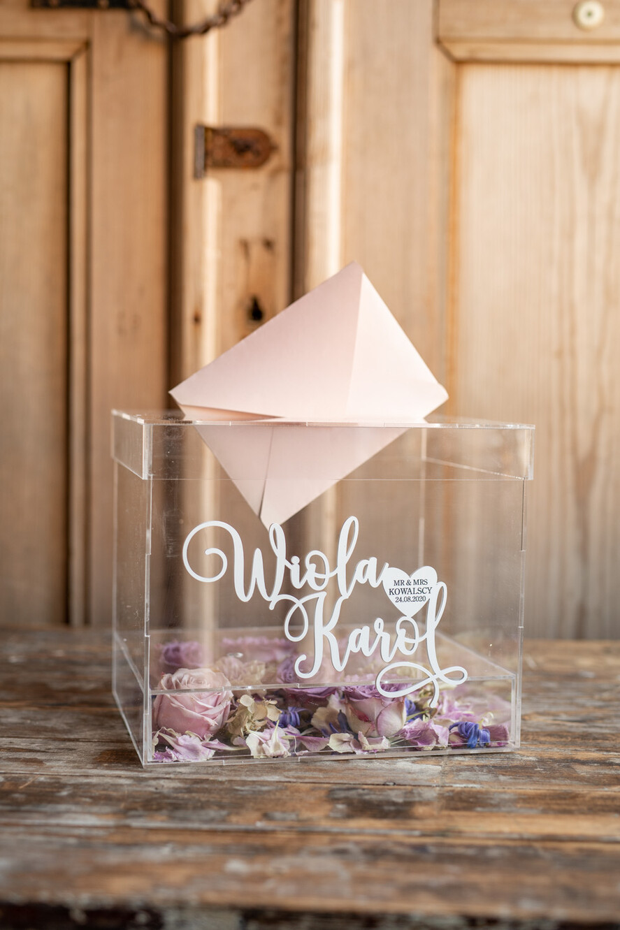 Pudełko na koperty  glamour przezroczysta ślubna skrzynka na koperty weselne  pudelko na kartki ślubne biale napisy11
