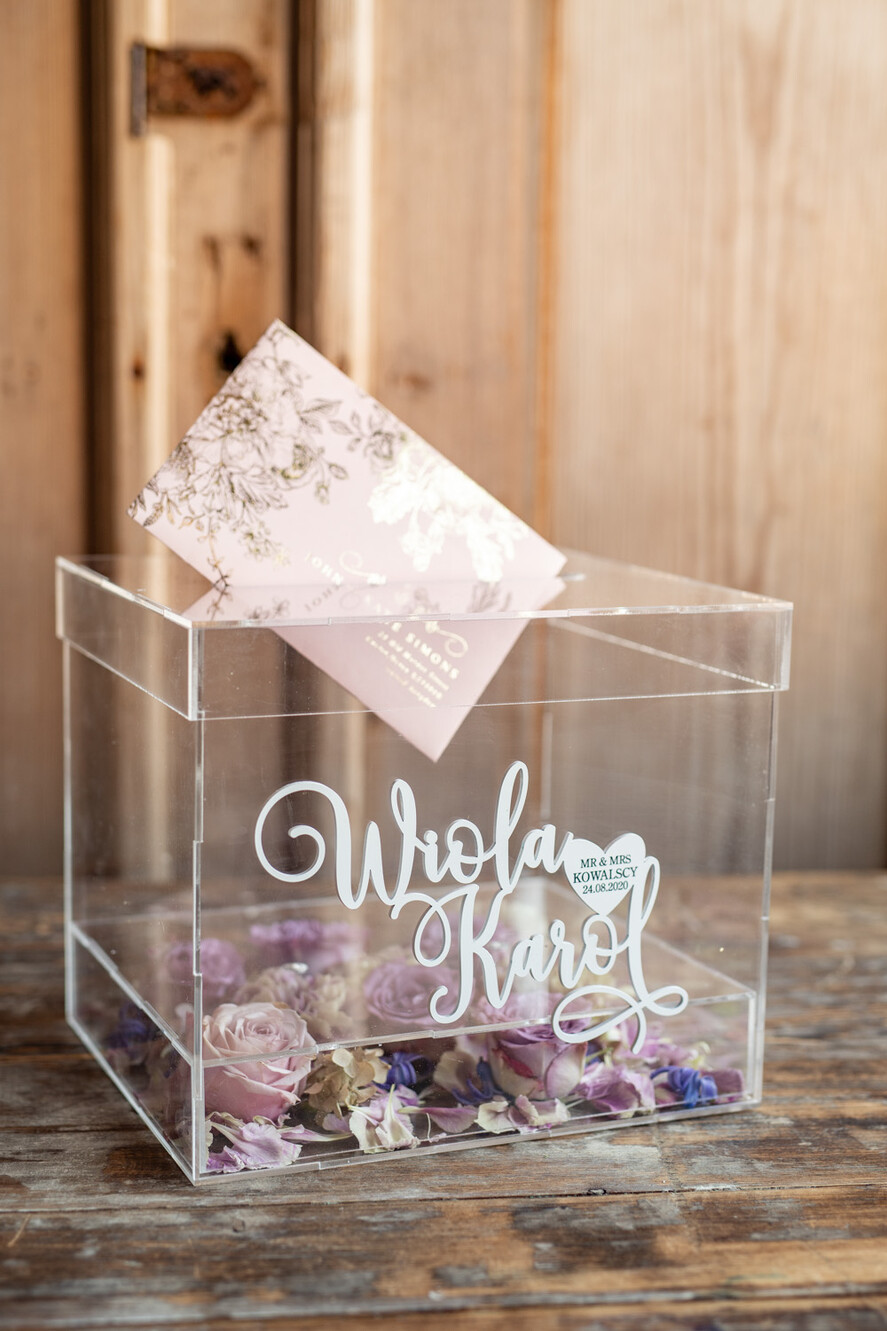 Pudełko na koperty  glamour przezroczysta ślubna skrzynka na koperty weselne  pudelko na kartki ślubne biale napisy2