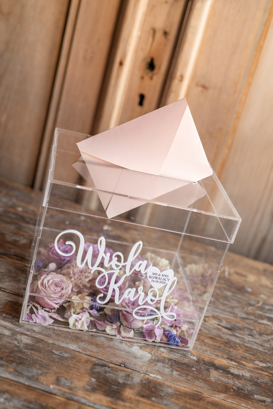 Pudełko na koperty  glamour przezroczysta ślubna skrzynka na koperty weselne  pudelko na kartki ślubne biale napisy4