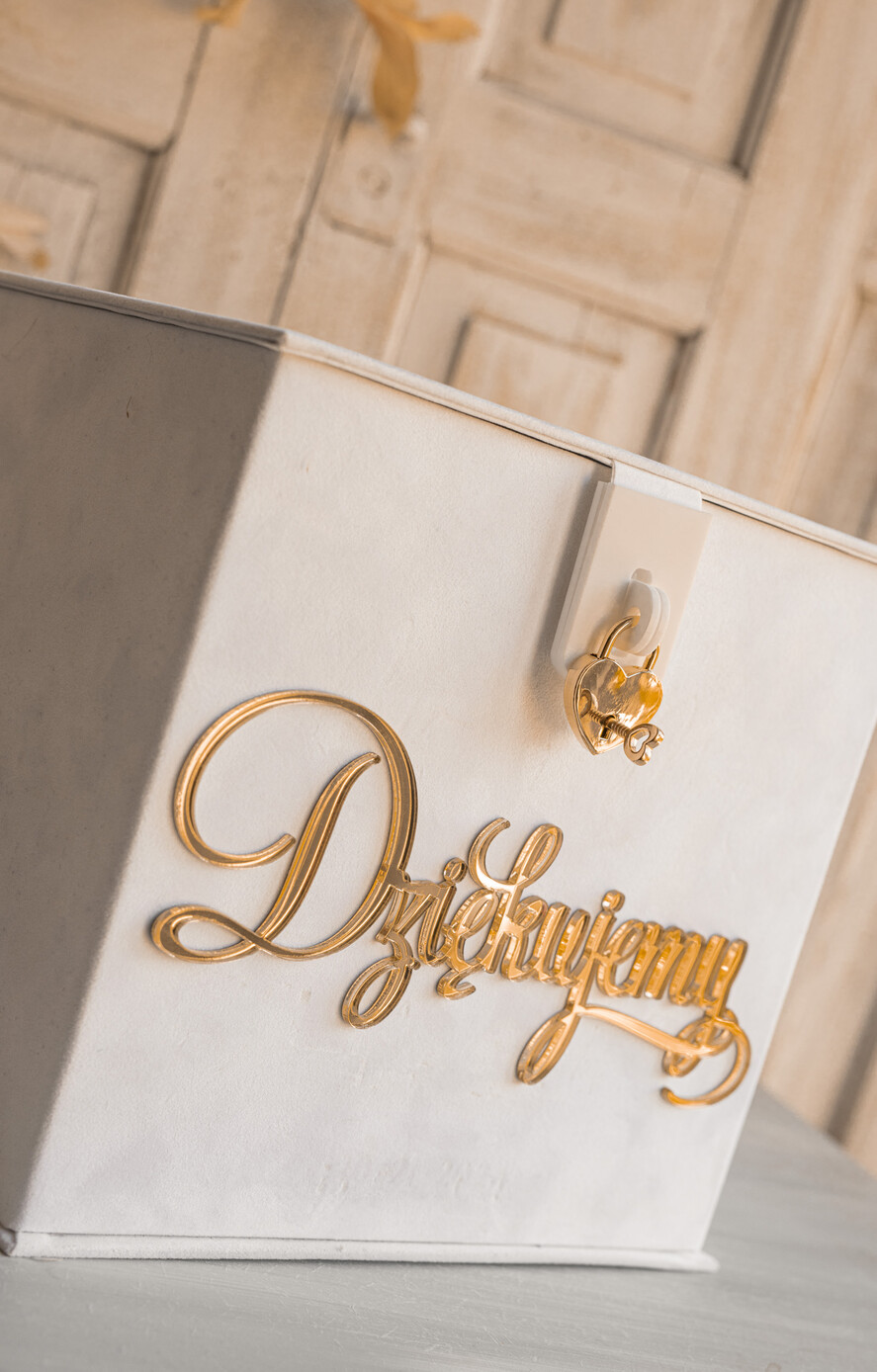 Pudełko na koperty  glamour Szybka wysyłka weselna skrzynka na koperty z życzeniami, welurowa kopertówka dla Młodej Pary, pudełko na koperty ze złotymi napisami5