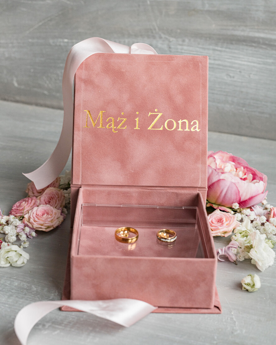 Pudełka Szkatułki na Obrączki glamour welurowe pudełeczko na obrączki, wasze imiona i data ślubu, ekskluzywne pudełko na obrączki, eleganckie welurowe pudelko na obraczki3