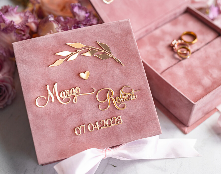 Pudełka Szkatułki na Obrączki glamour ekskluzywne welurowe pudełko na obrączki, personalizowana szkatułka na obrączki ślubne, welurowa szkatułka na obrączki, aksamitne pudełko na obrączki 2
