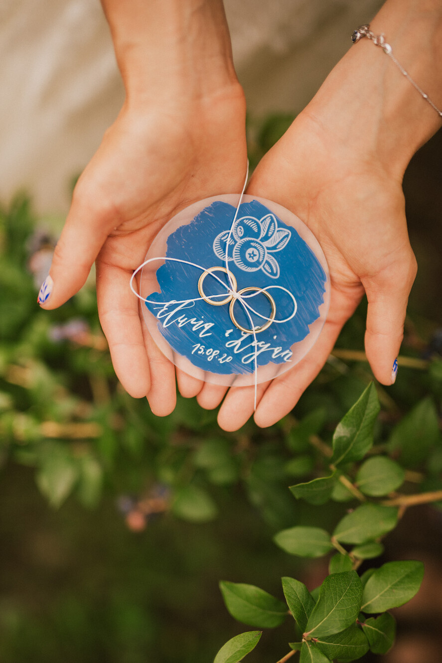 Pudełka Szkatułki na Obrączki glamour krążek na obrączki z akrylu wyjątkowy pomysł na umieszczenie Waszych obrączek0