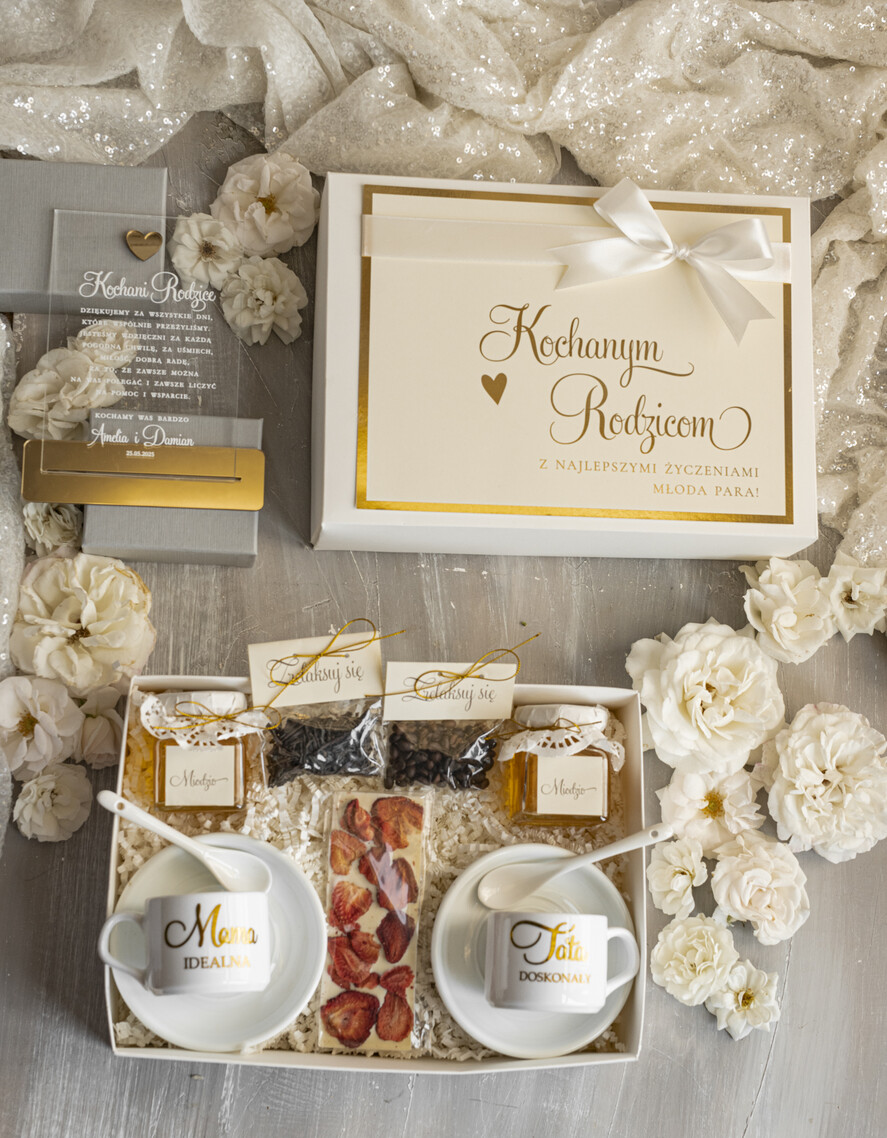 Prezenty, Podziękowania dla Rodziców zestawy prezentowe kubki filiżanki Ślubne Podziękowania dla Rodziców, zestaw prezentowy filiżanki dla Rodziców od Młodej Pary, Box presonalizowana statuetka podziękowania 2
