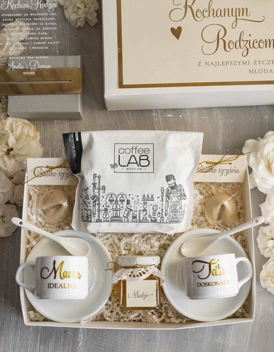 Prezenty, Podziękowania dla Rodziców zestawy prezentowe kubki filiżanki Ślubne Podziękowania dla Rodziców, zestaw prezentowy filiżanki dla Rodziców od Młodej Pary, Box presonalizowana statuetka podziękowania 1